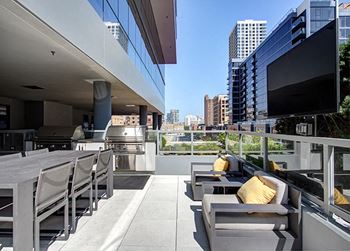 Grilling Station With Television at 640 North Wells, Chicago, IL, 60654